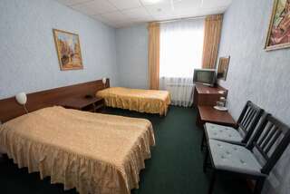 Гостиница Премио Дзержинск Двухместный номер с 2 отдельными кроватями и душем-1